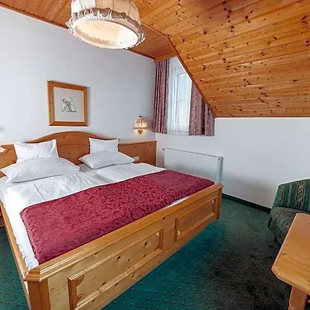 Oberjoerg Hotel