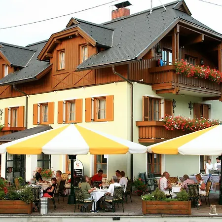 Oberjoerg Hotel Rattendorf