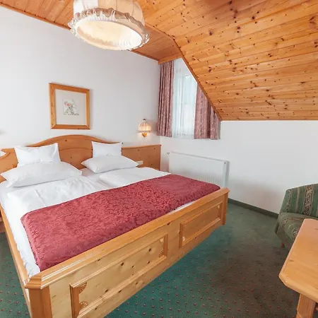 Oberjoerg Hotel